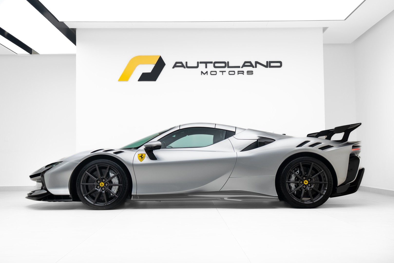 2025 FERRARI SF90 XX SPIDER | MAIN DEALER SERVICE | FULL CARBON